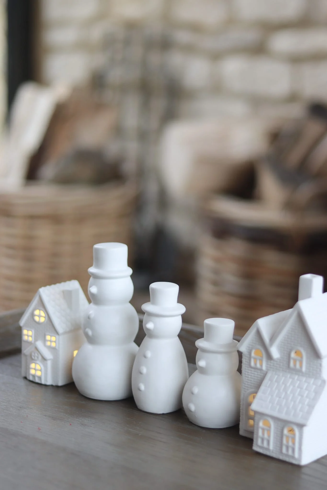Set of 3 Ceramic Snowmen - Image 2