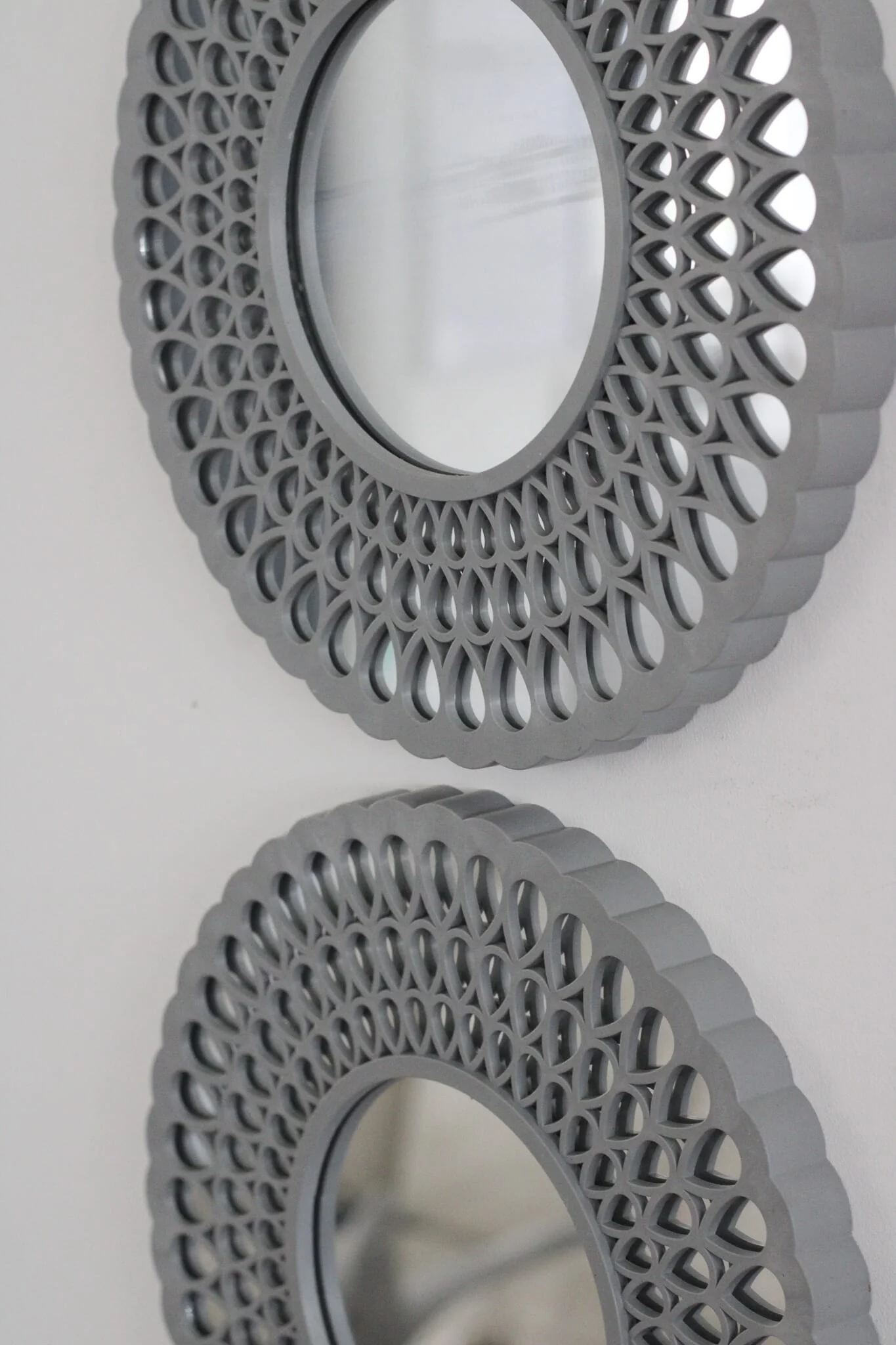 Set of 3 Grey Round Mirrors - Image 3