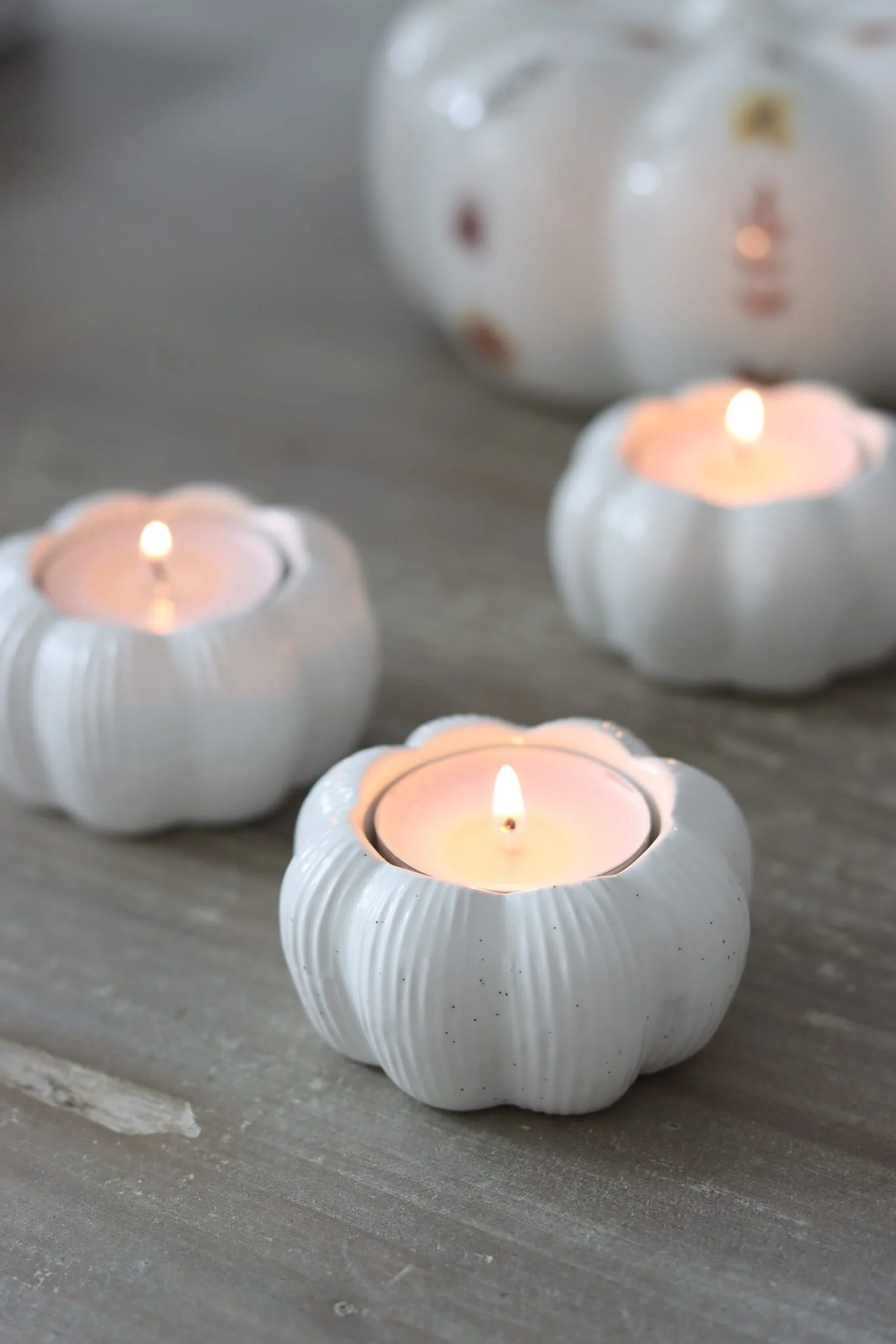 Set of 3 Ceramic Pumpkin Tea Light Holders - Speckled - Image 2
