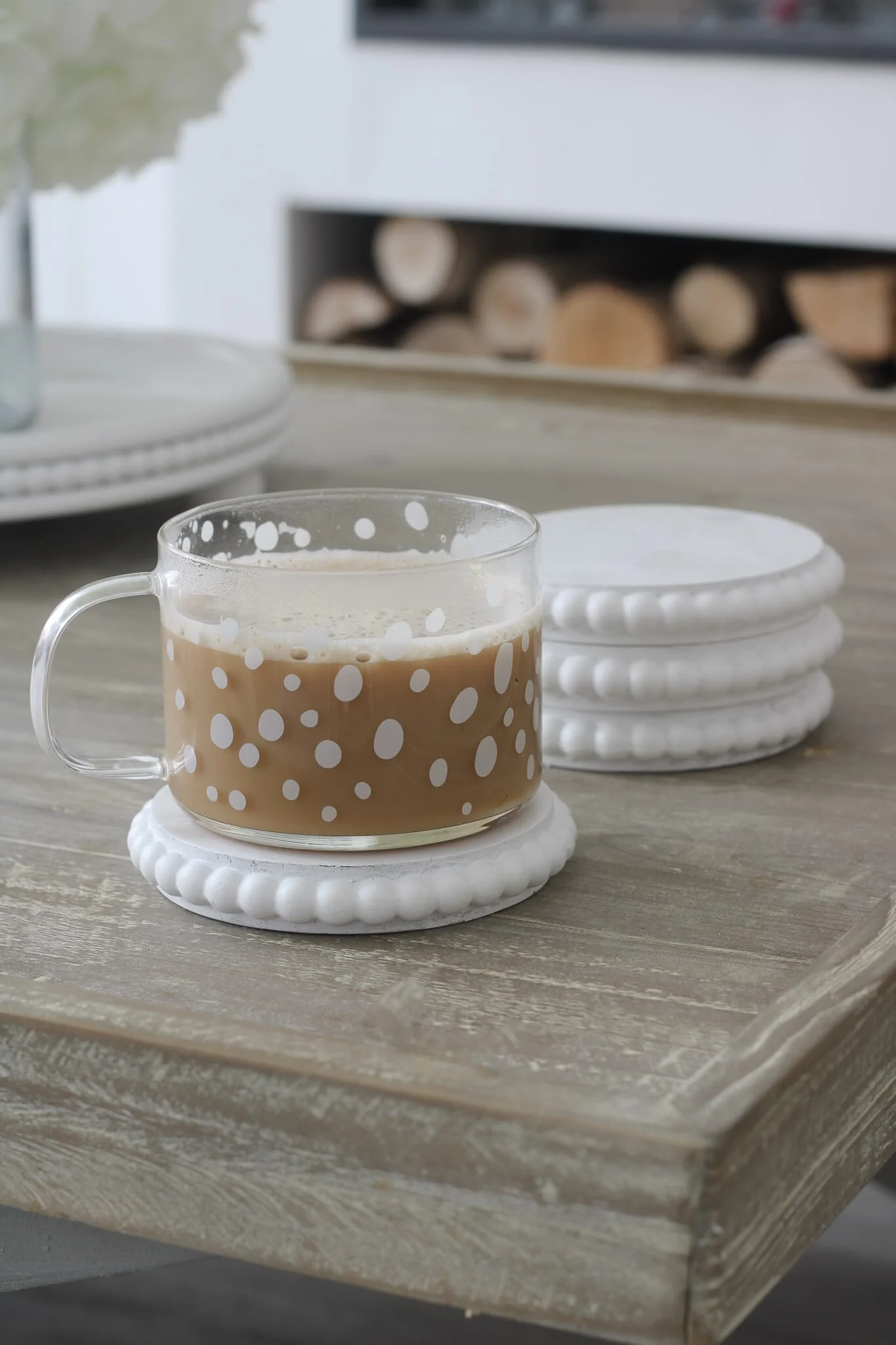Beaded Wooden Coaster set - White - Image 3