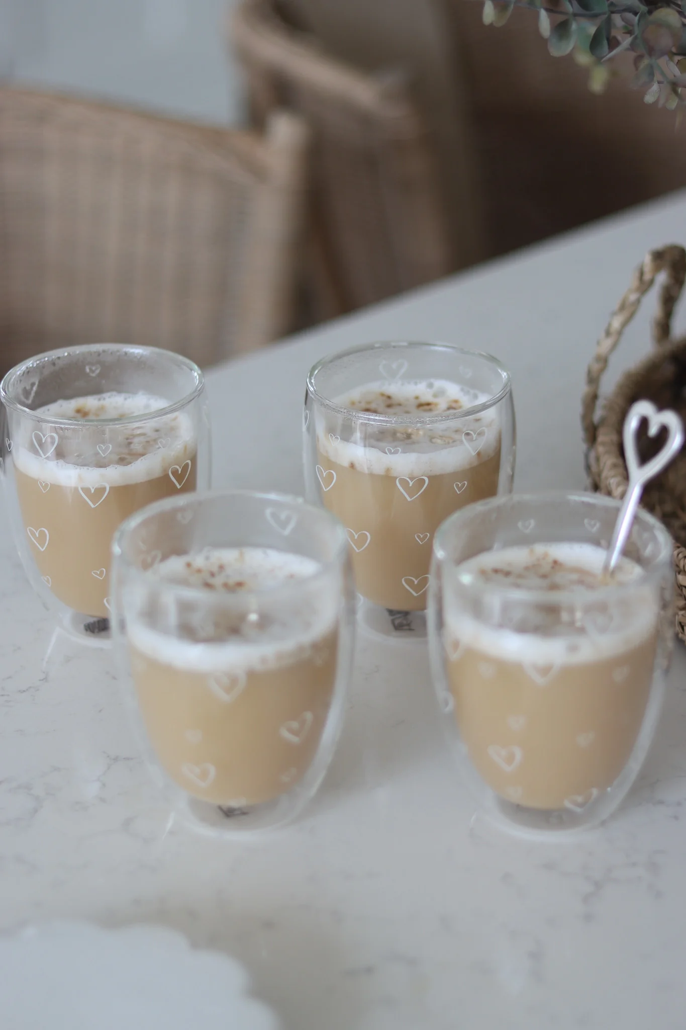 Set of 4 Double Walled Glasses Open Multi Hearts - White