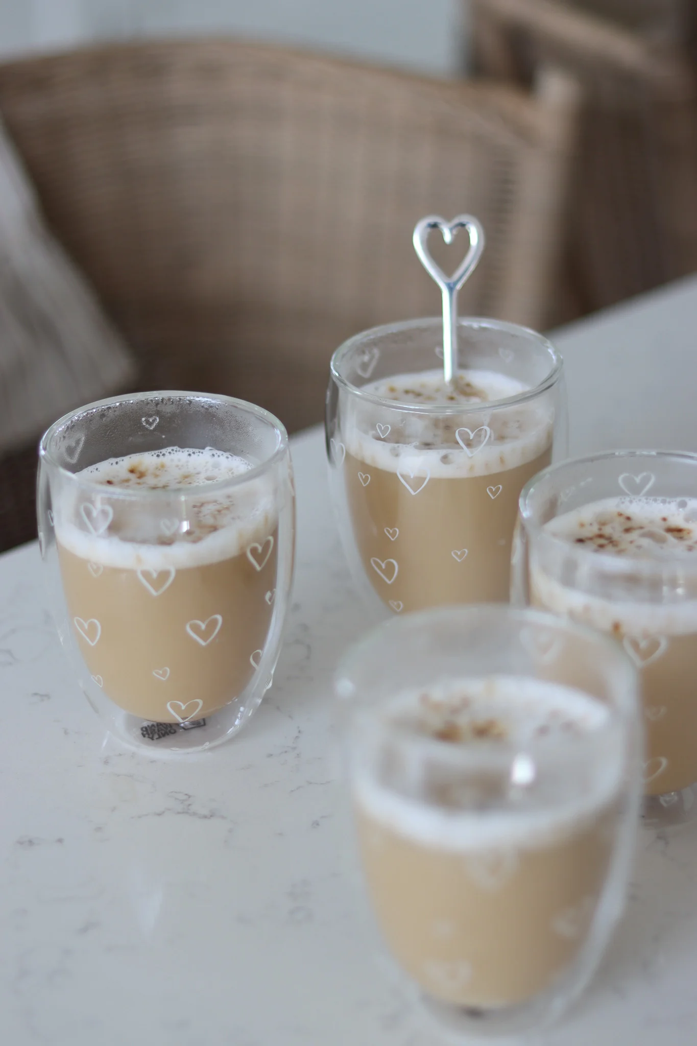 Set of 4 Double Walled Glasses Open Multi Hearts - White - Image 2
