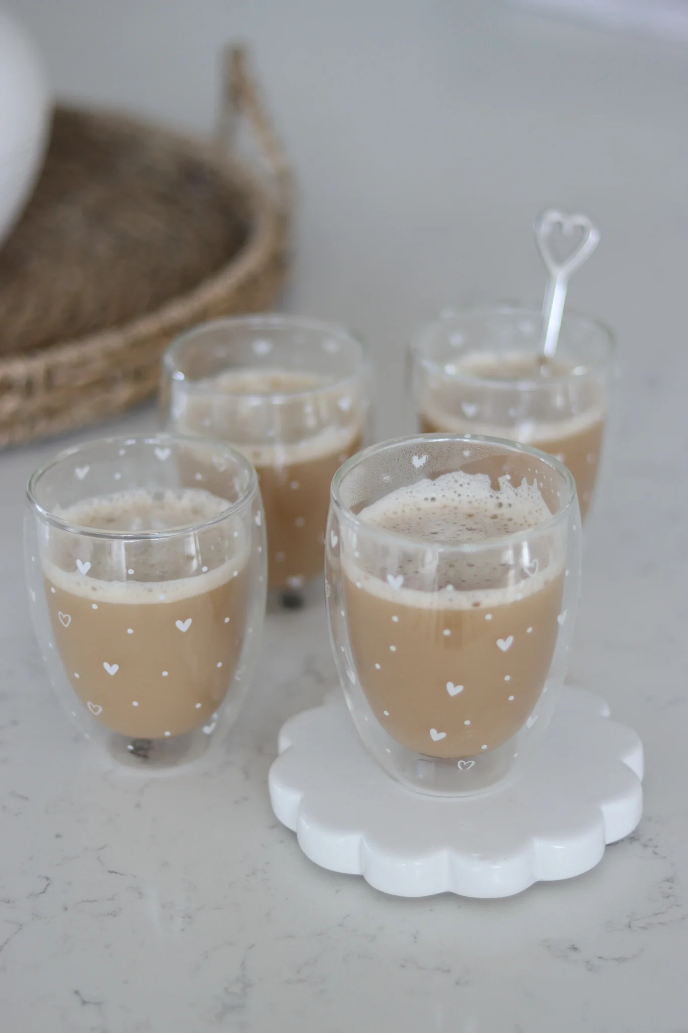 Set of 4 Double Walled Glasses - Hearts and dots White - Image 3