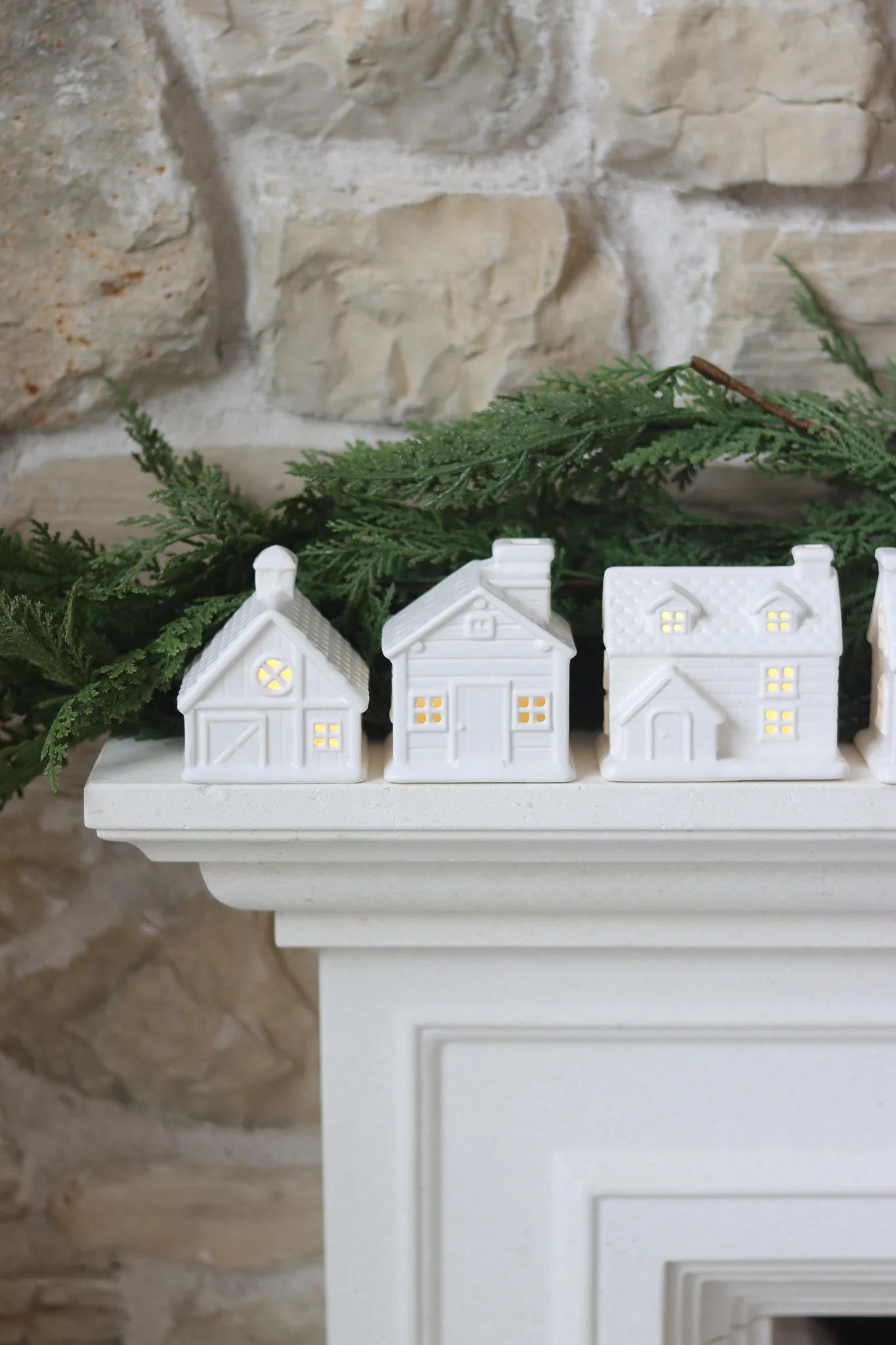 Set of 4 LED Christmas Village Houses - Image 3