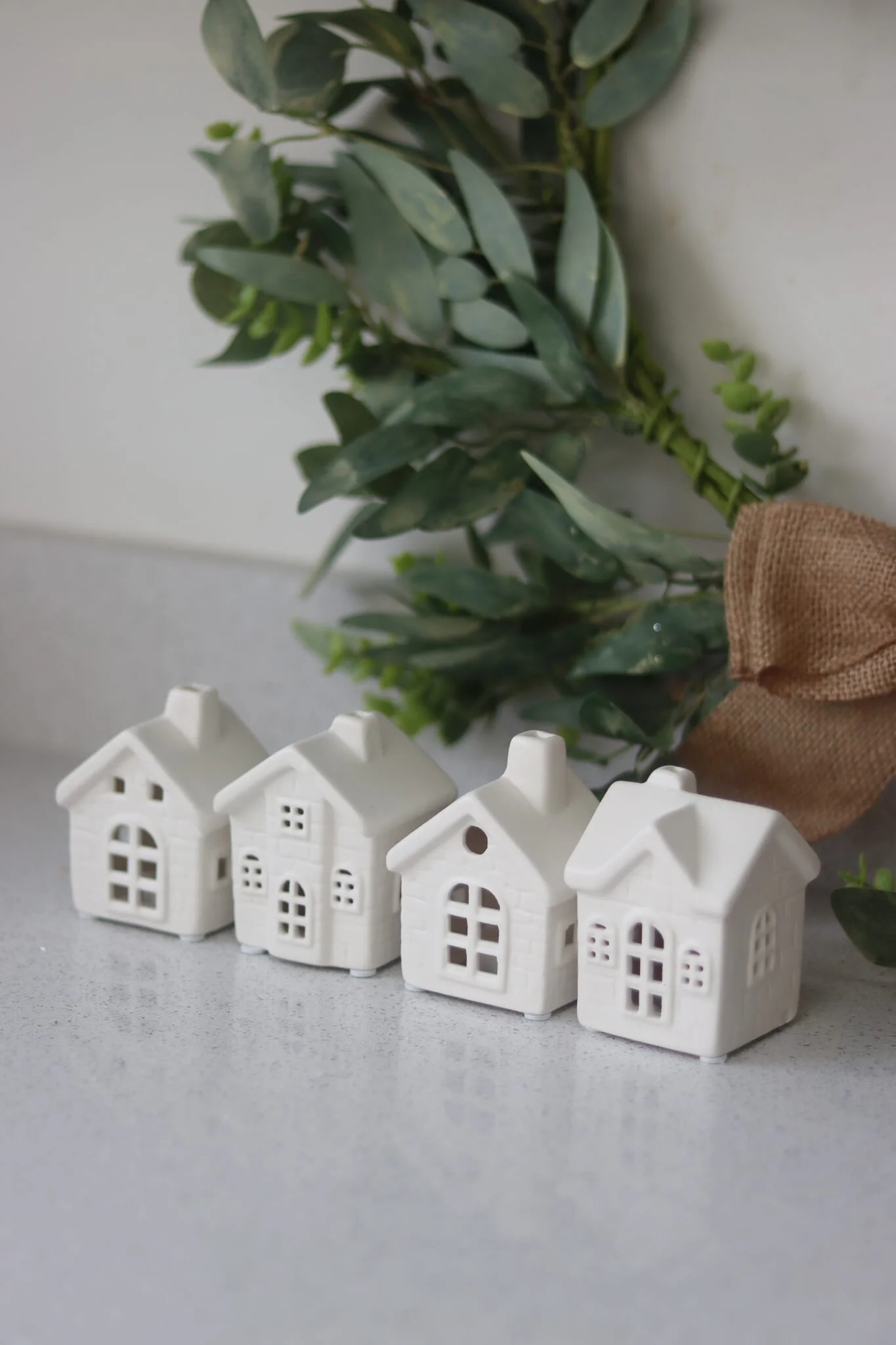 Set Of 4 Mini Ceramic Houses -LED - Image 4