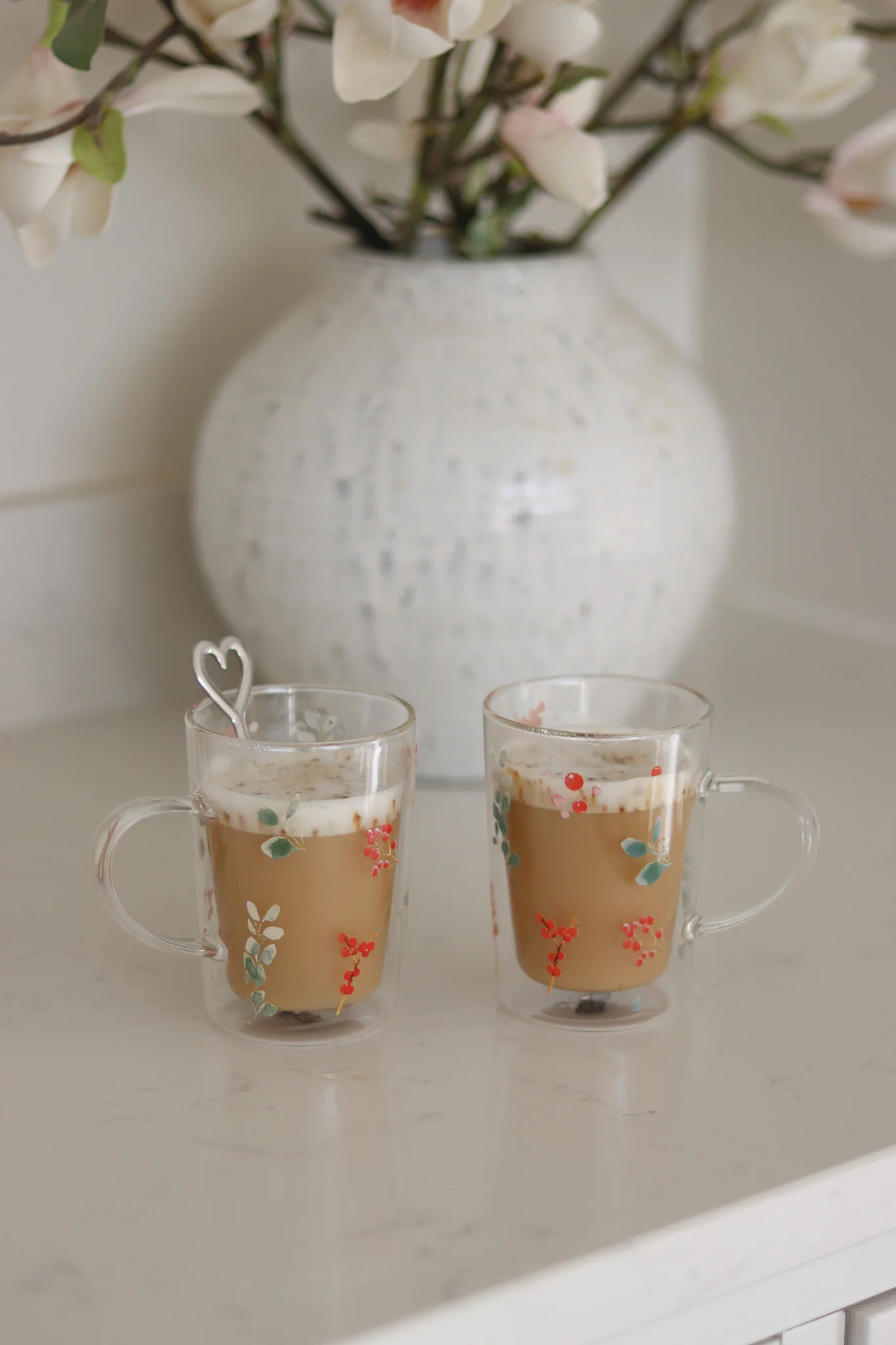 Slim Double Walled Christmas Mug Set - 2 Piece - Winter Flower - Image 2