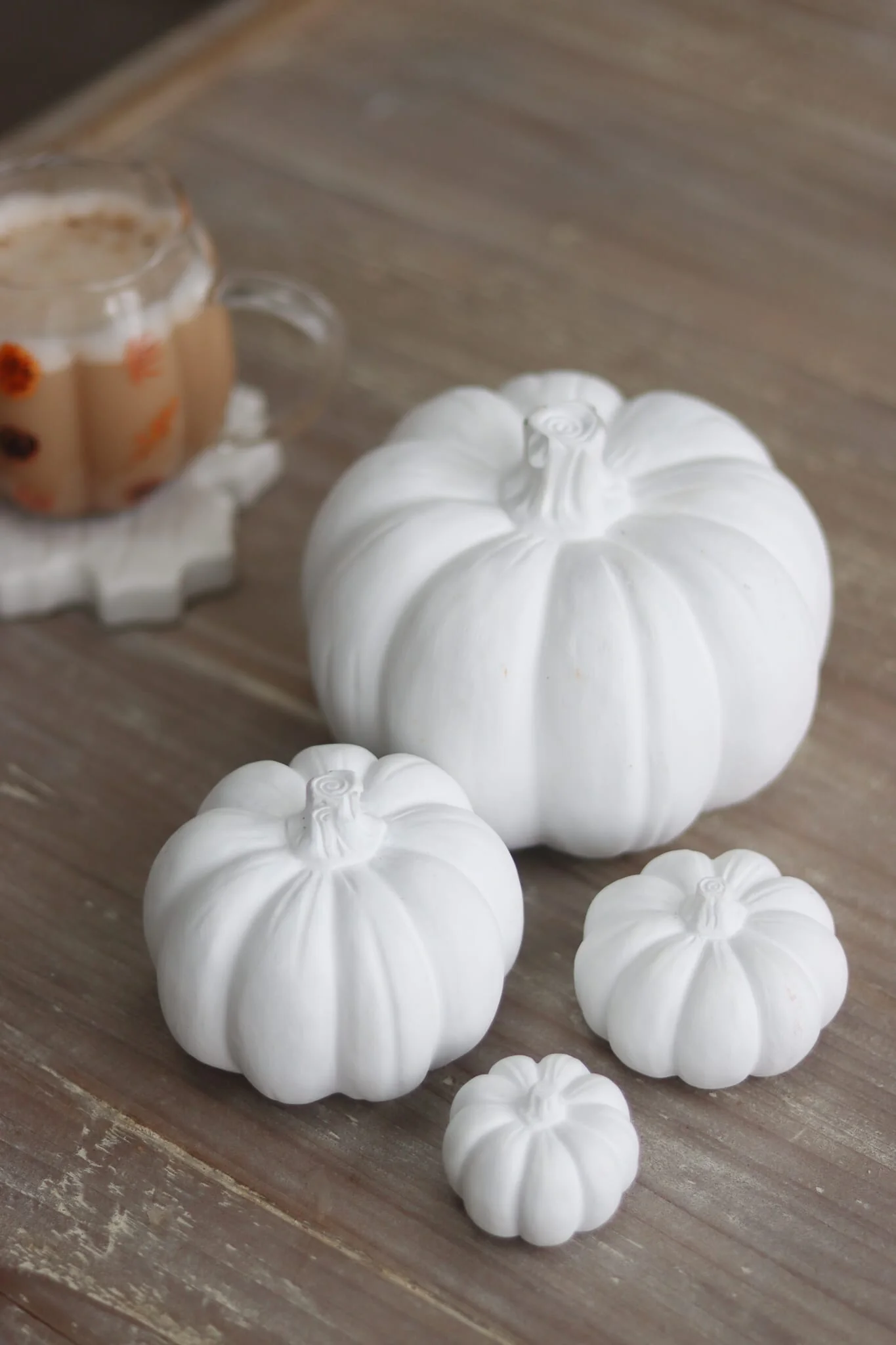 Stone Resin Pumpkin Family - White - Image 4