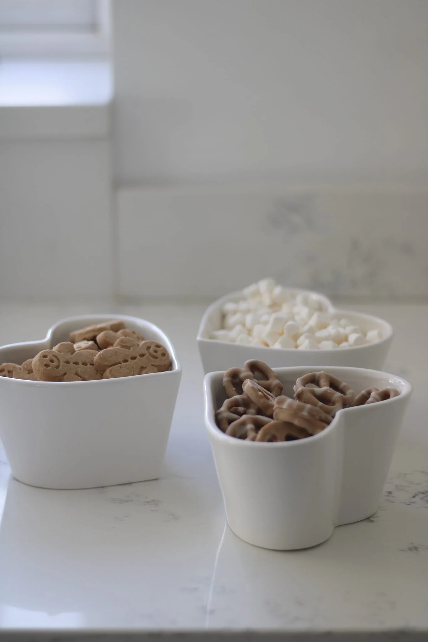Stoneware Snack Heart Bowl - Image 2