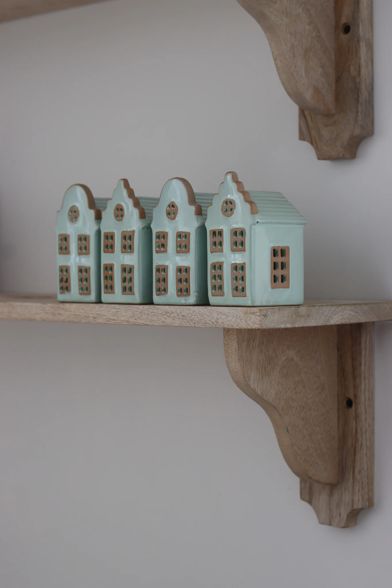 Summer Green Ceramic House Set - Image 3