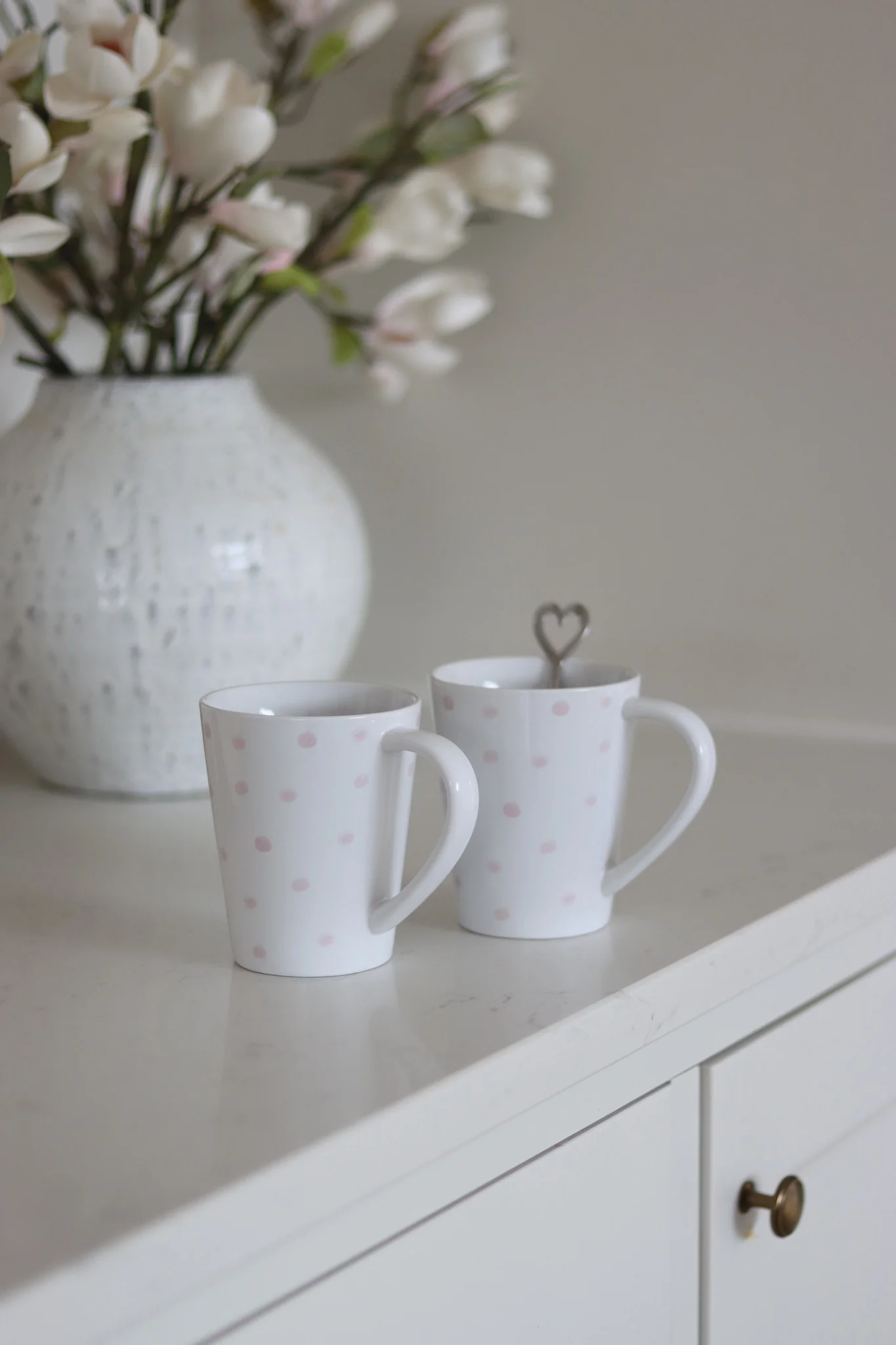 Tall Stoneware Mug Set – 2 Piece – Pink Dots