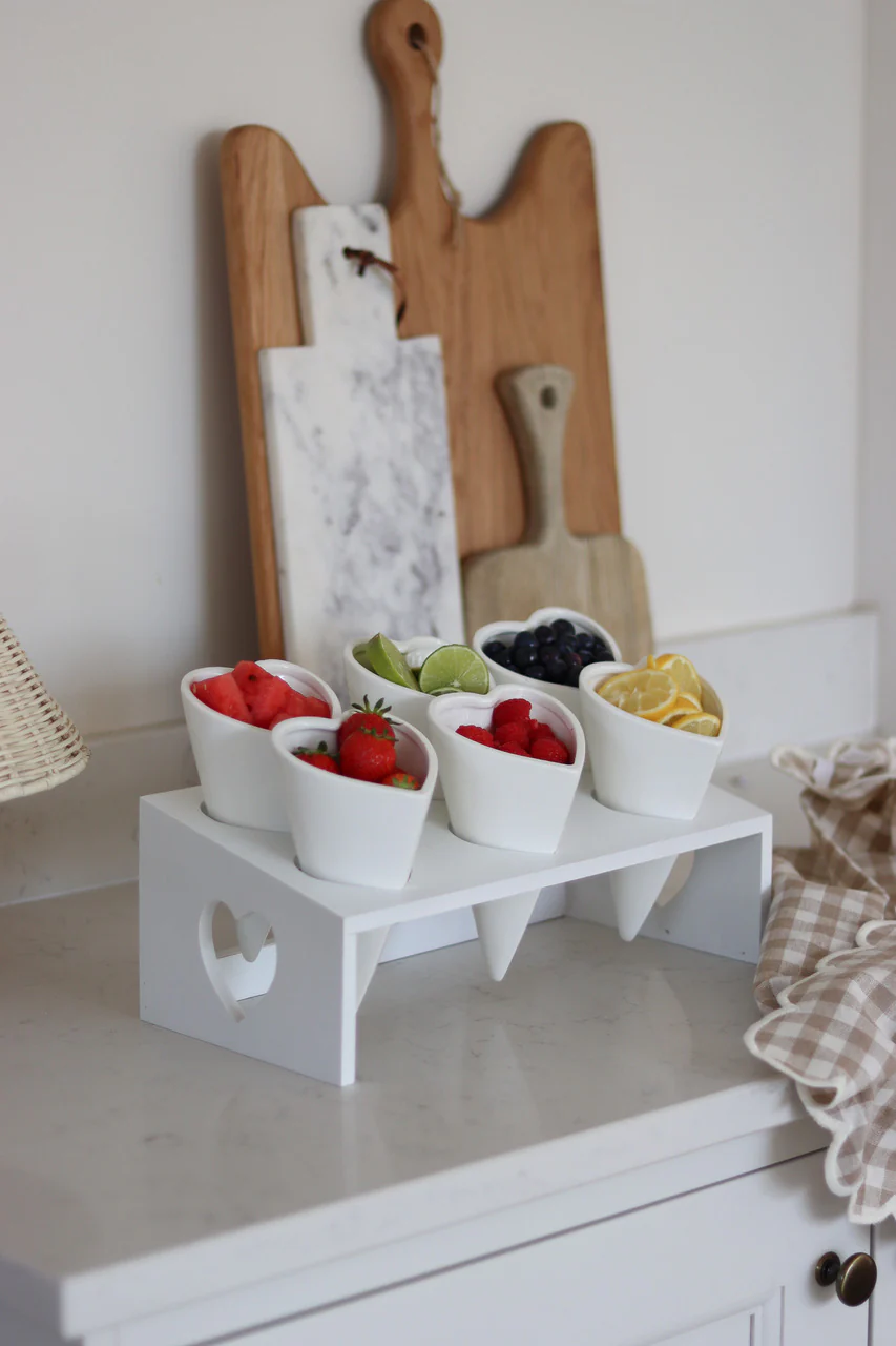 Ceramic Heart Snacking Station - White - Image 4