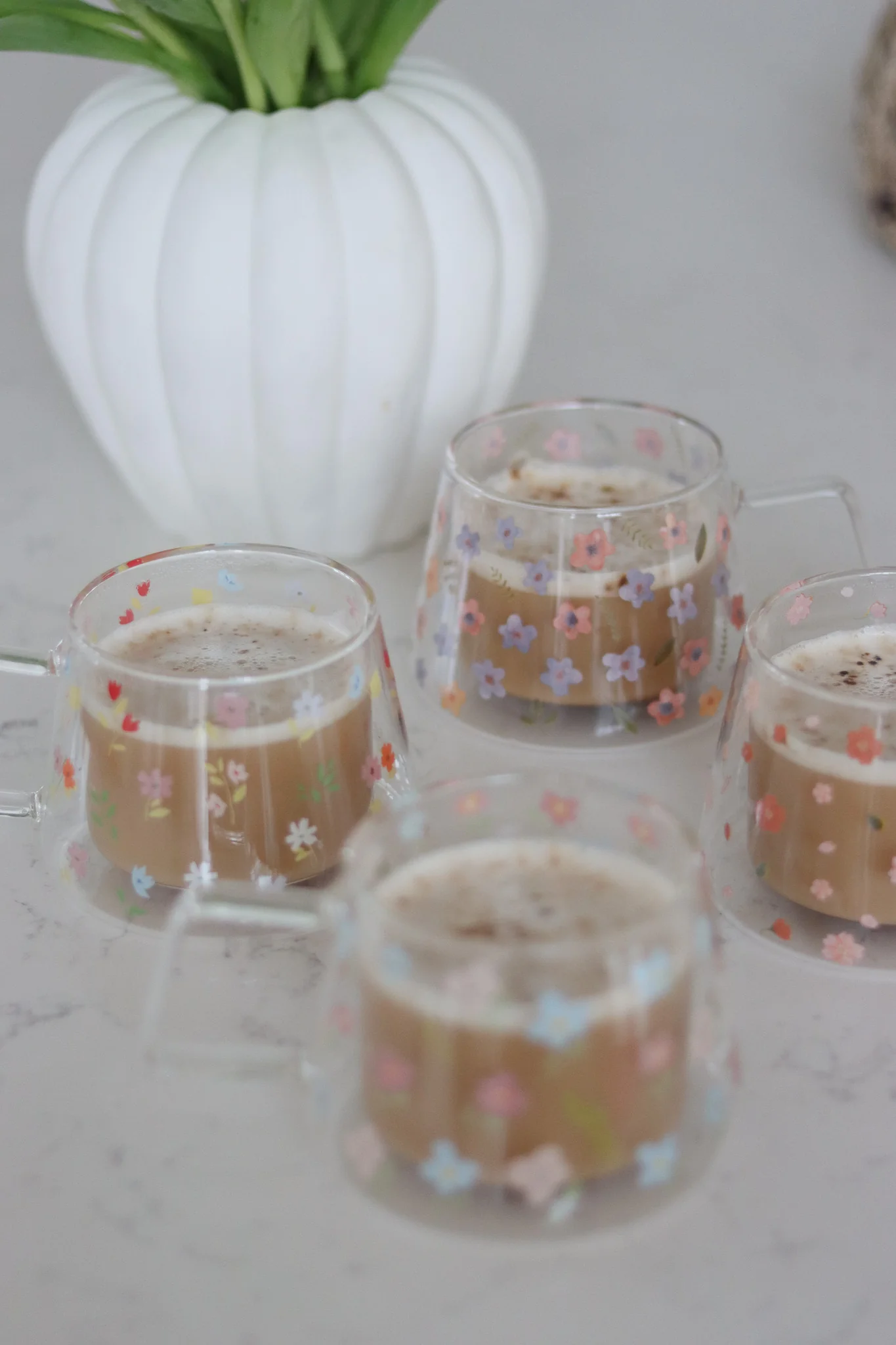 Wrap Around Double Walled Glass Mug Set ā 4 Piece ā Florals - Image 4